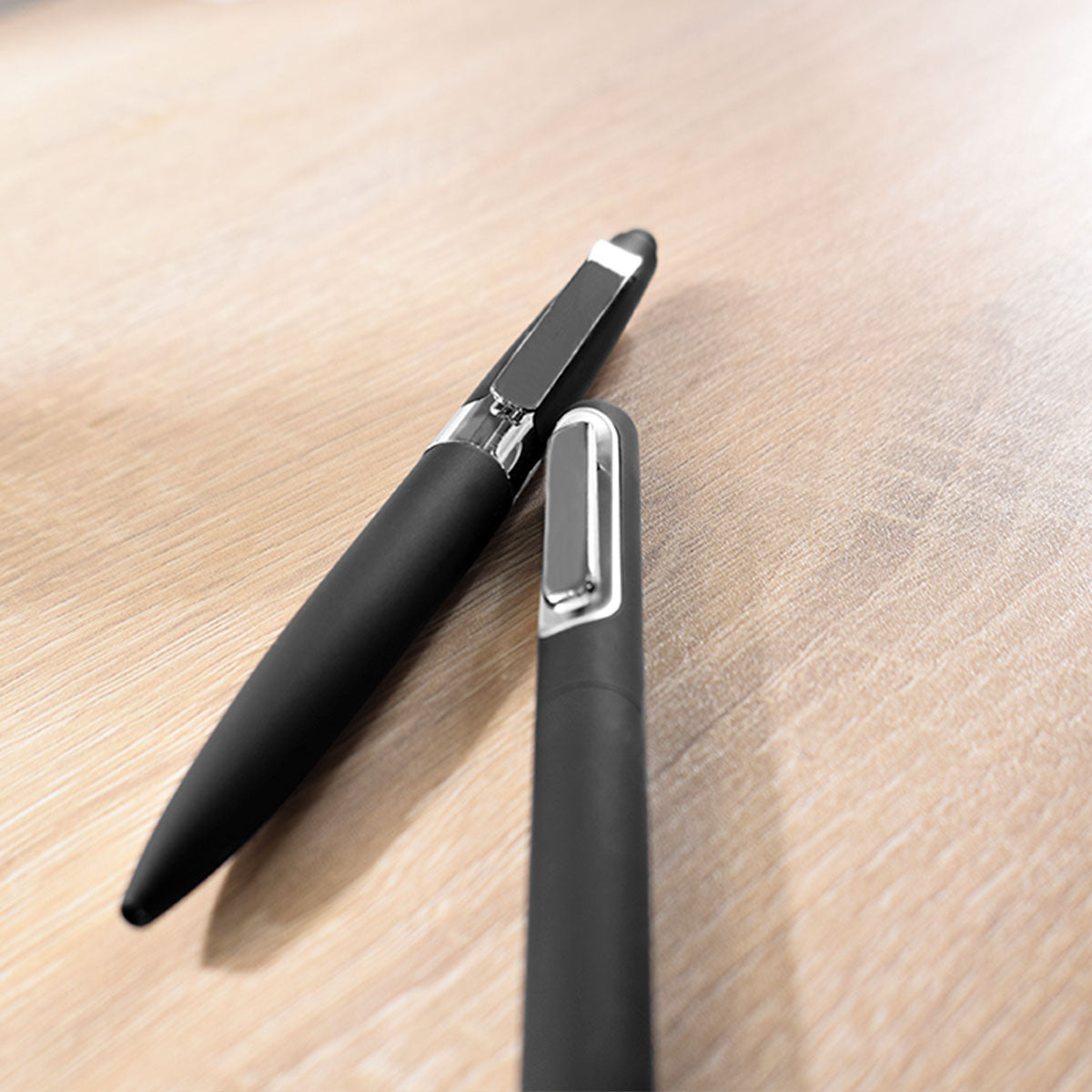 Elegant Pen