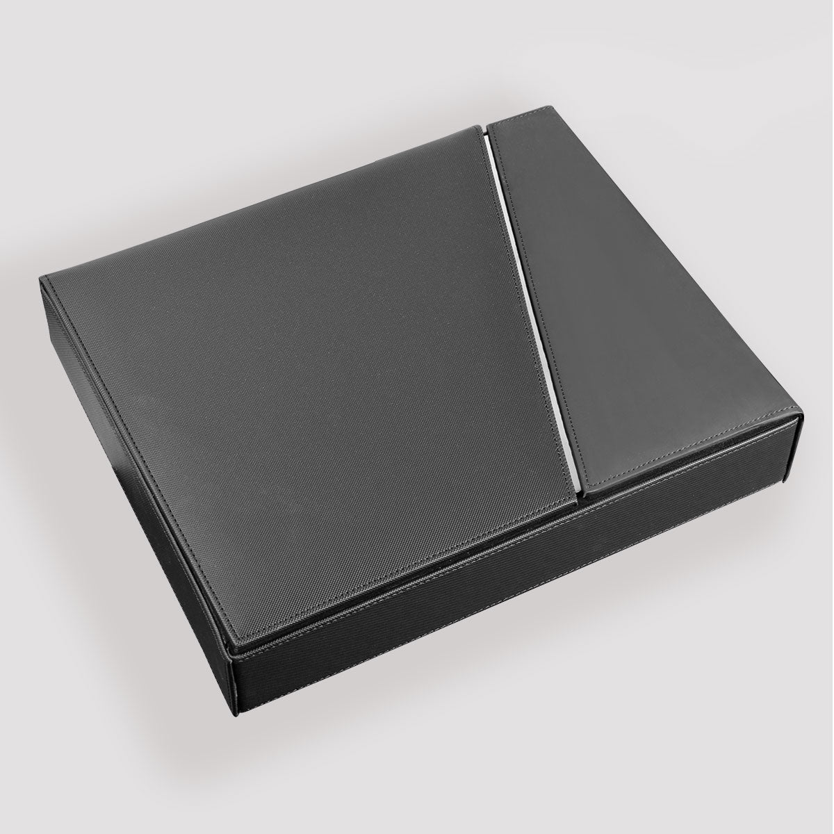 The textured Leather Box