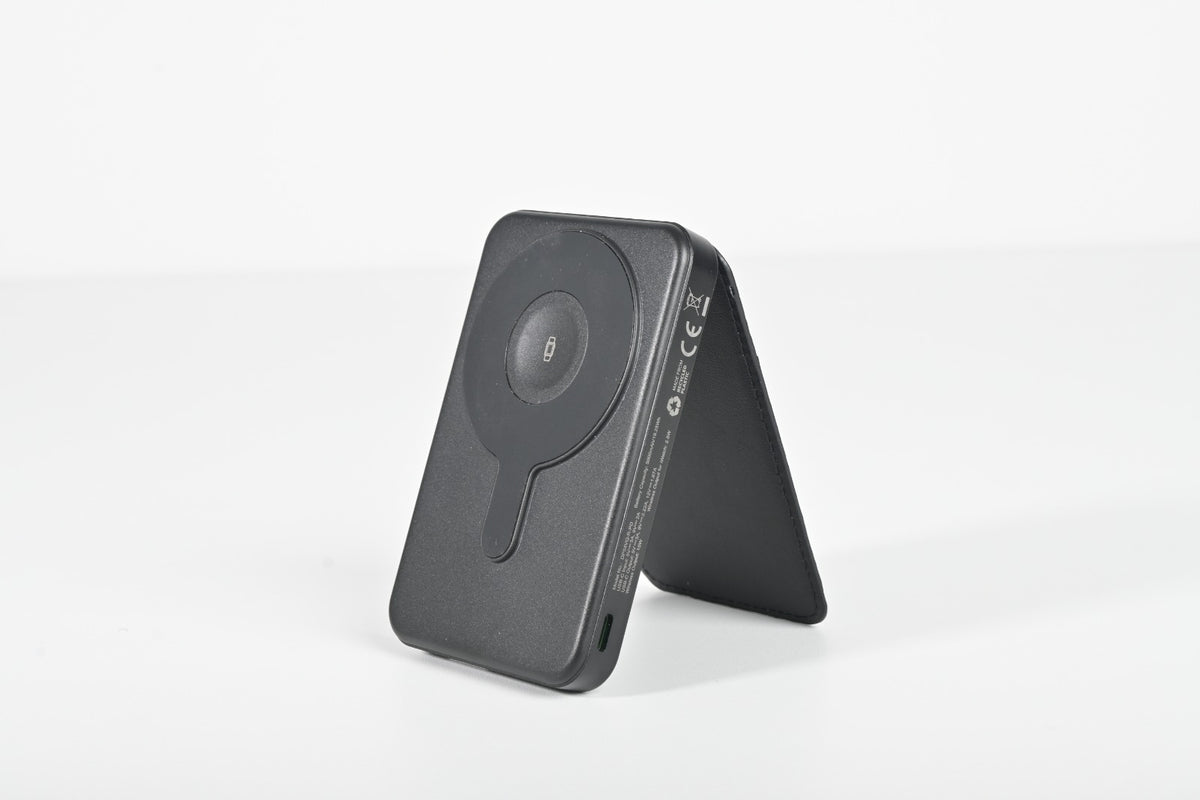 Executive Magnetic Wireless Power Bank with Foldable Kickstand (Pb42)