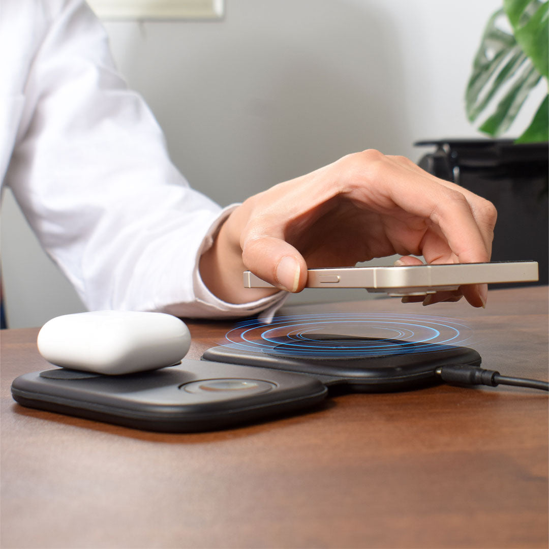 Bi-Fold 3 in1 Wireless Charger