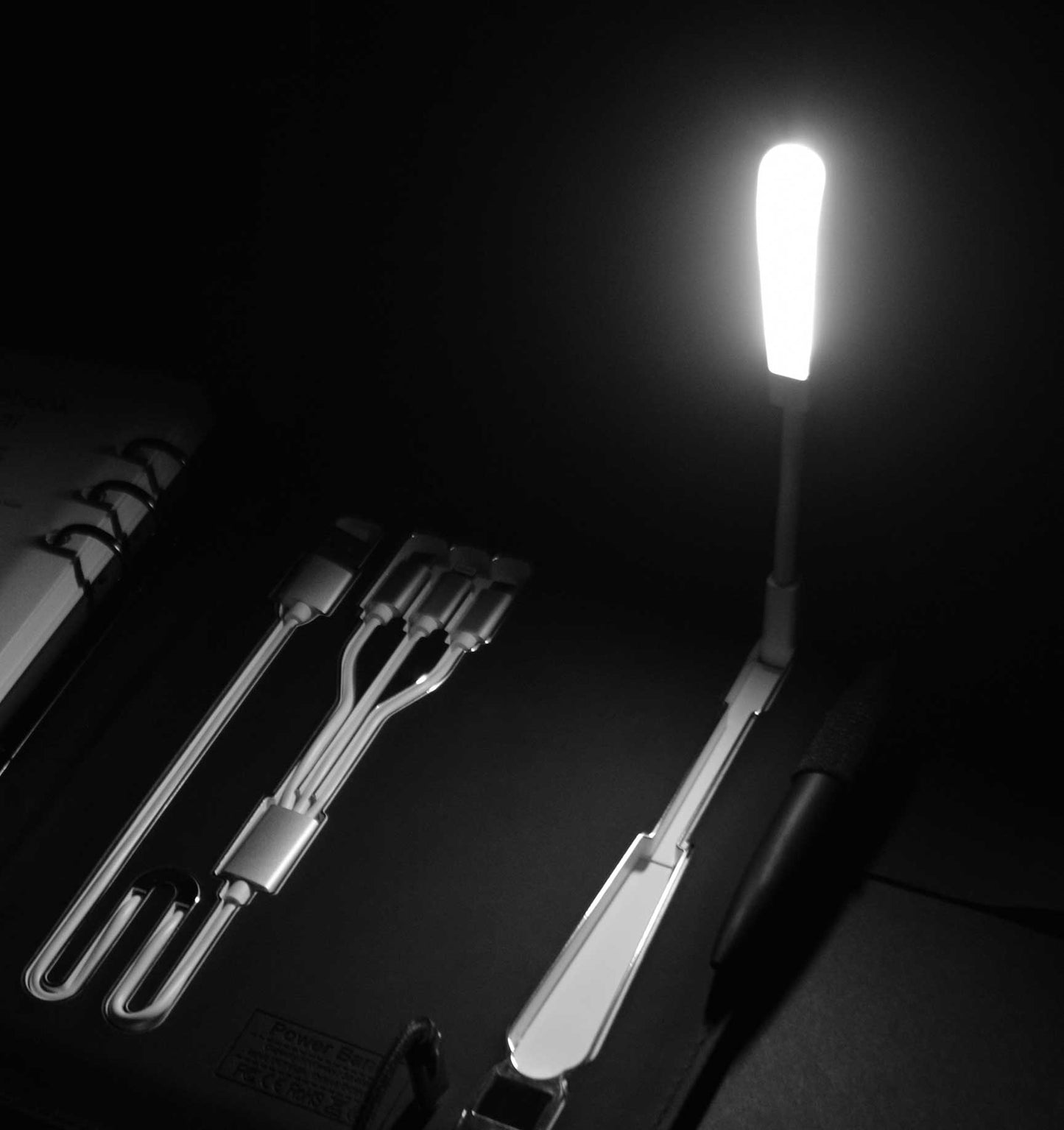 7IN1 Power Light Smart Organizer