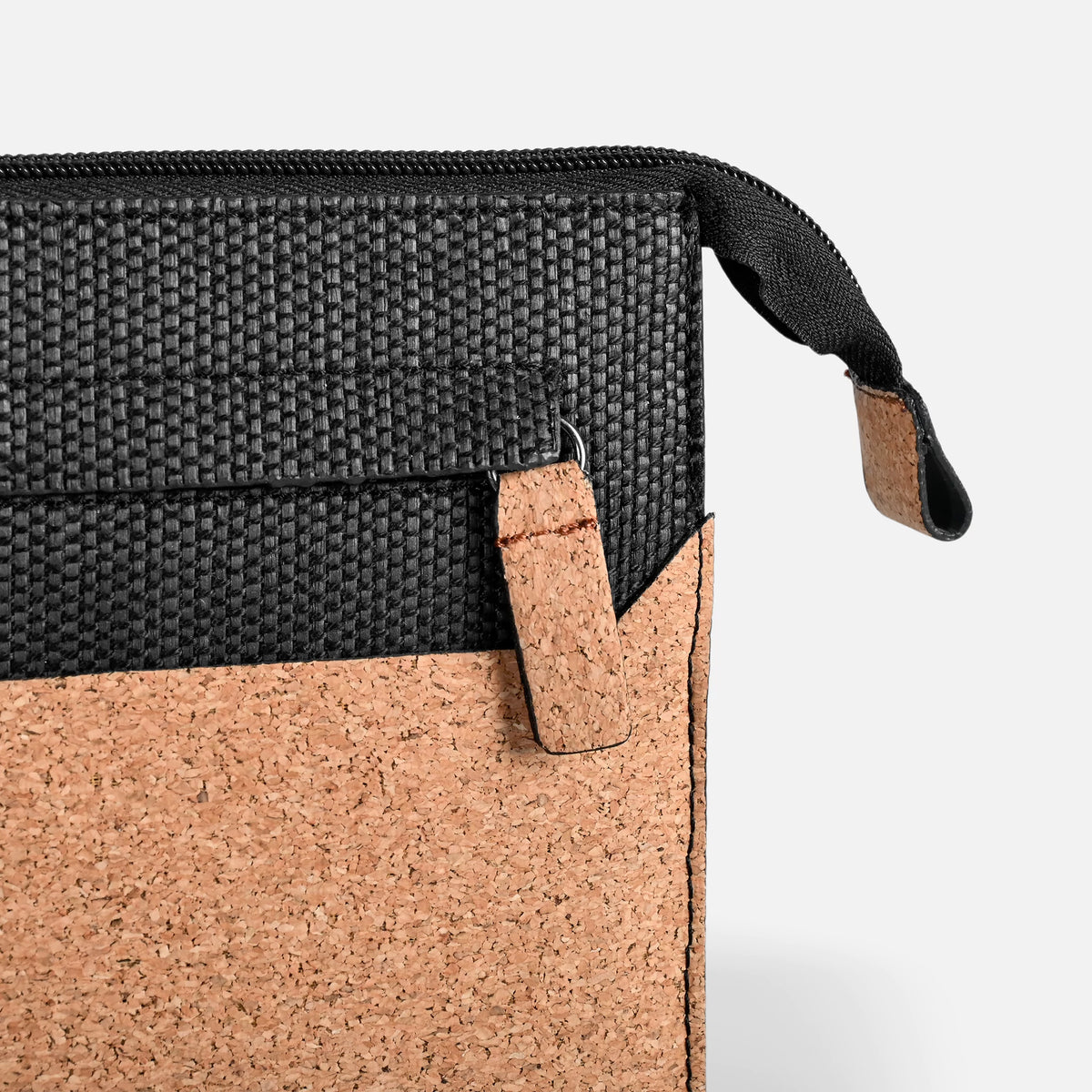 NASEEJ ON THE GO HAND BAG