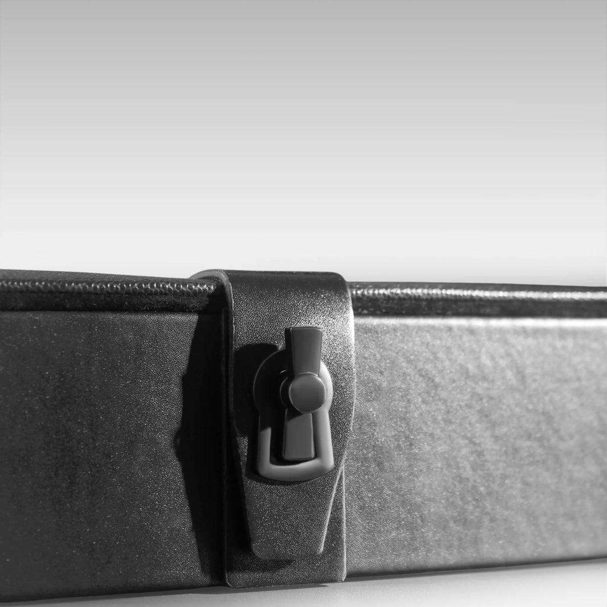 LOCKED IN LARGE BOX (BL29)