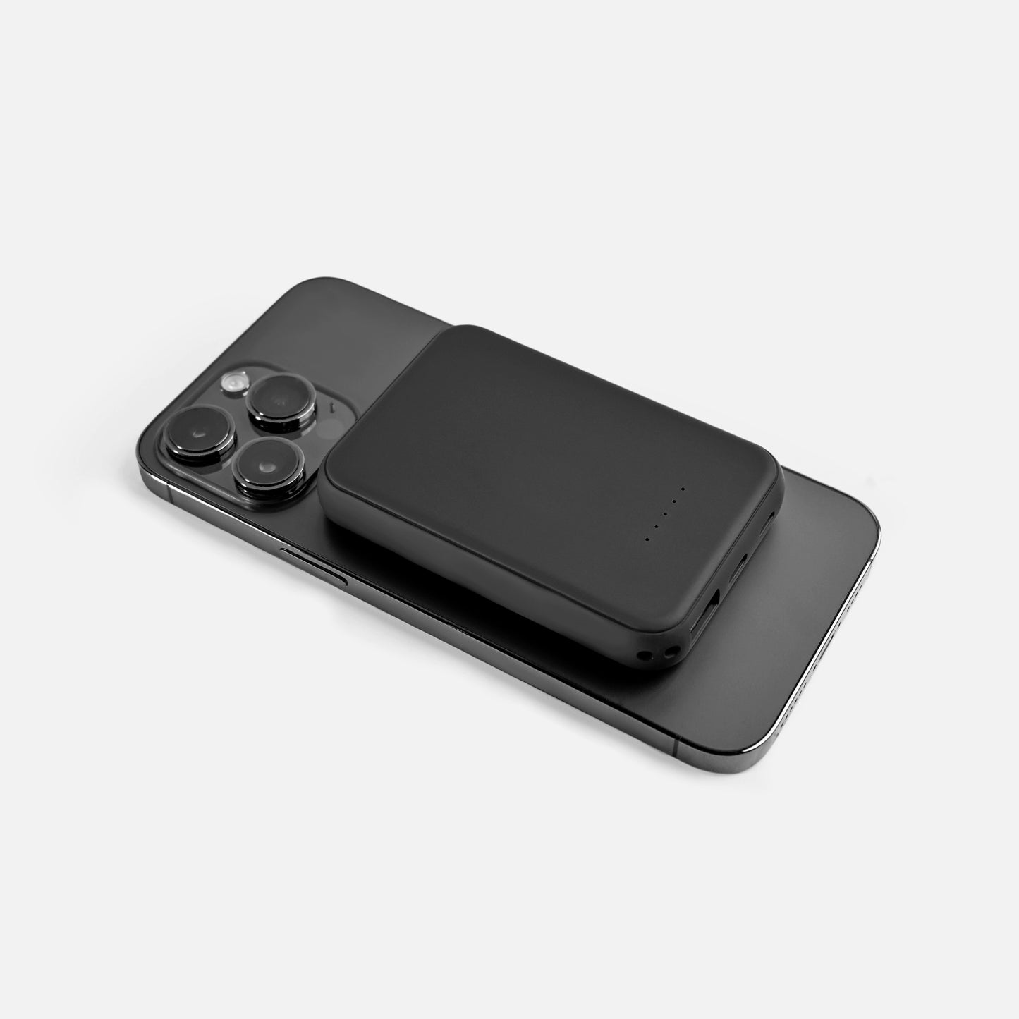 MAGESAFE WIRLESS POWER BANK