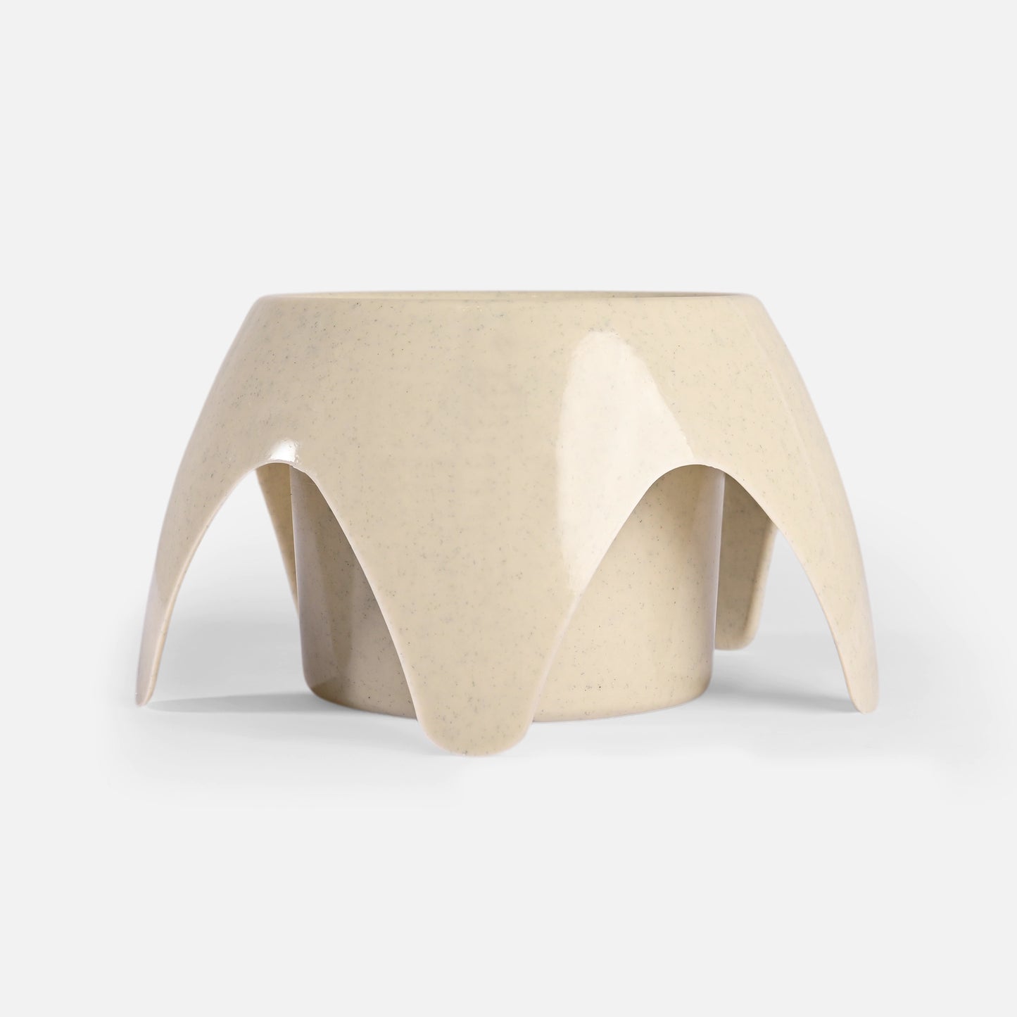WHEAT CUP HOLDER