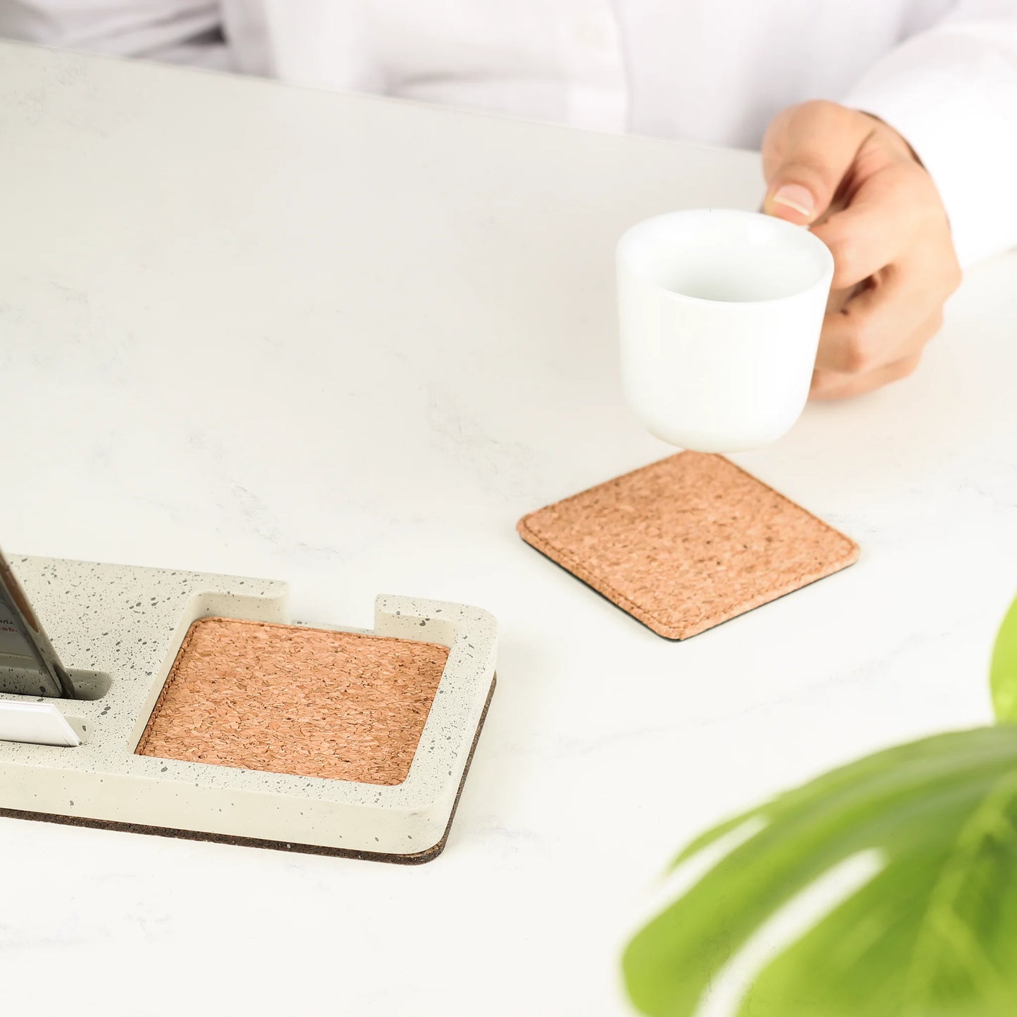 DESK CARD HOLDER