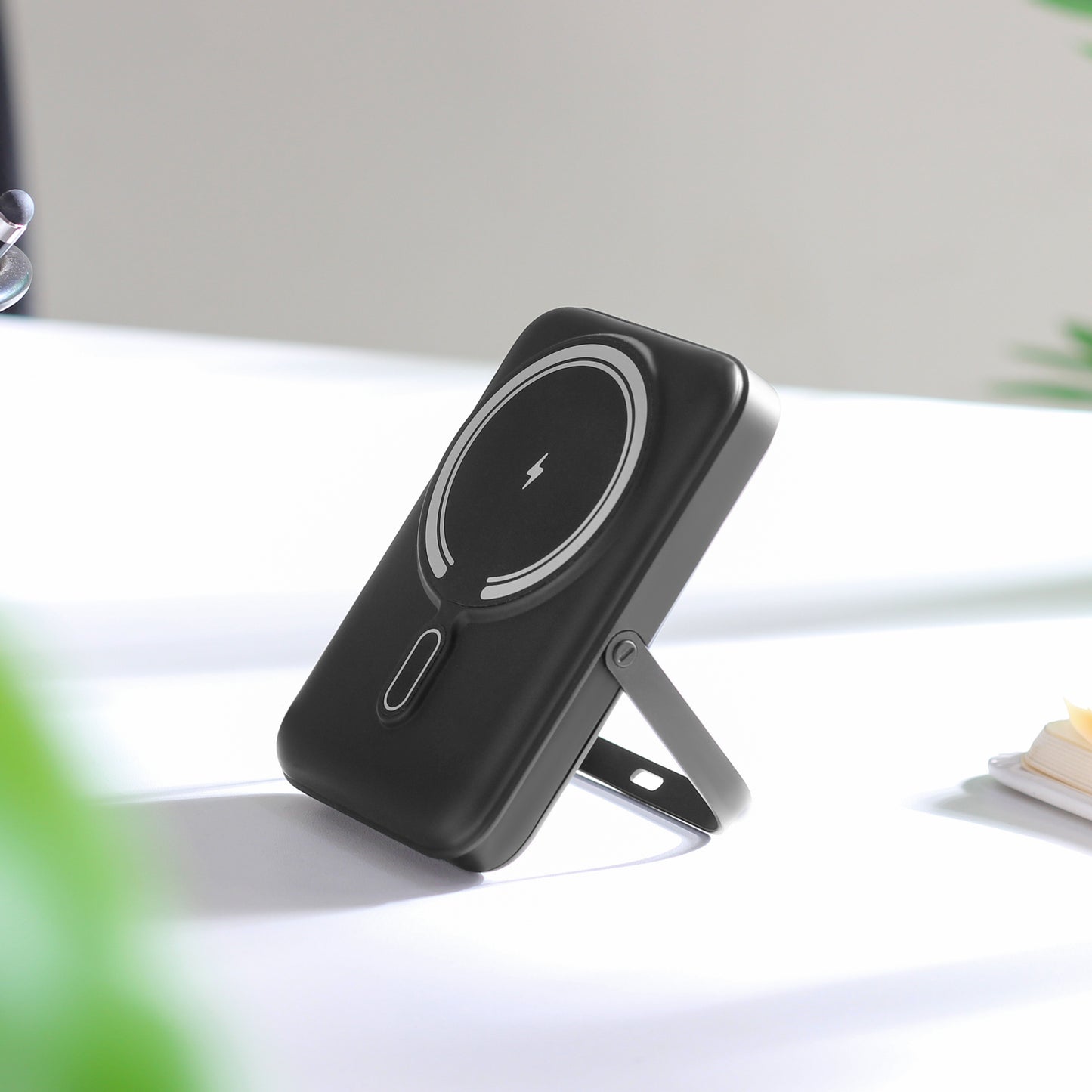 BLACK MAGNETIC WIRELESS (PB9)