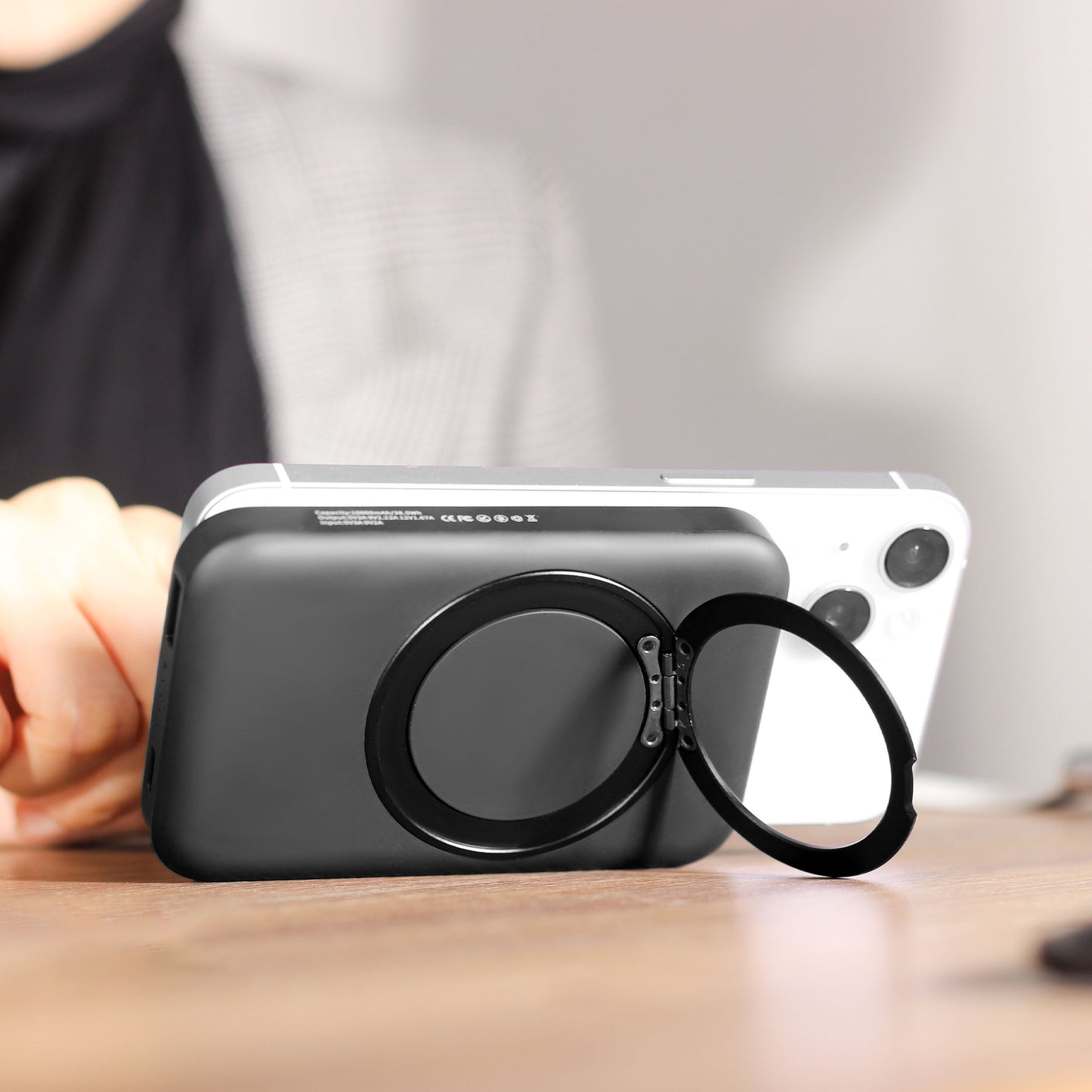 MAGESAFE WIRLESS POWER BANK ( PB16 )