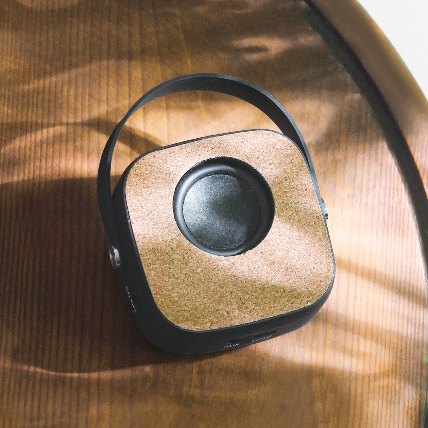 Cork Speaker