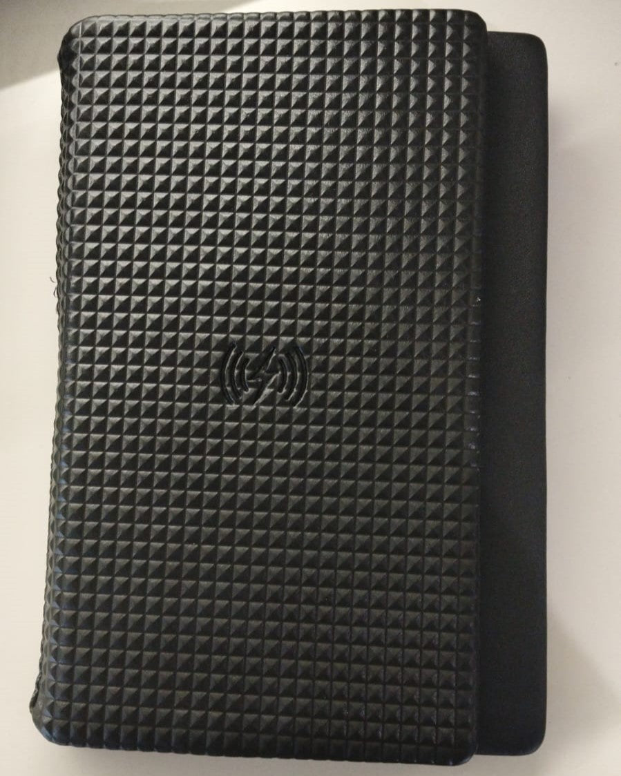 The Infinity Wireless Charging Notebook / Smart Portfolio (F1007)