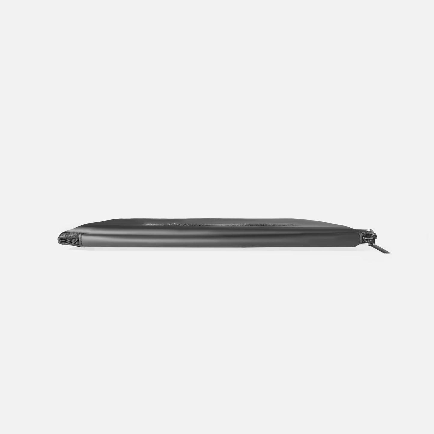 BLACK LINES LAPTOP SLEEVE (CL18 BLACK)